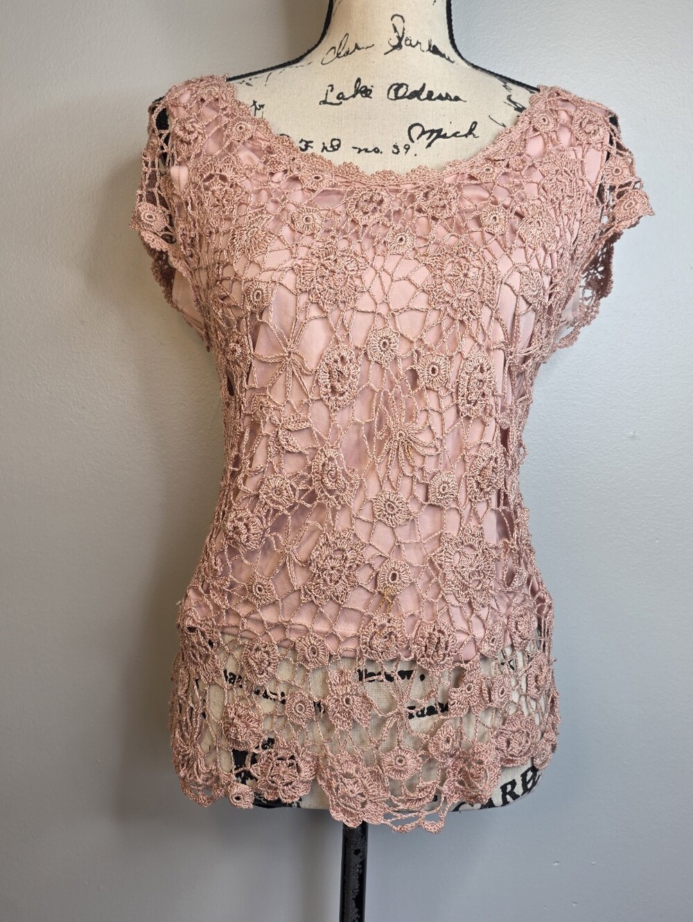 Newport News Dusty Rose Crochet Lace Overlay Blouse Sz L Y2k 90s